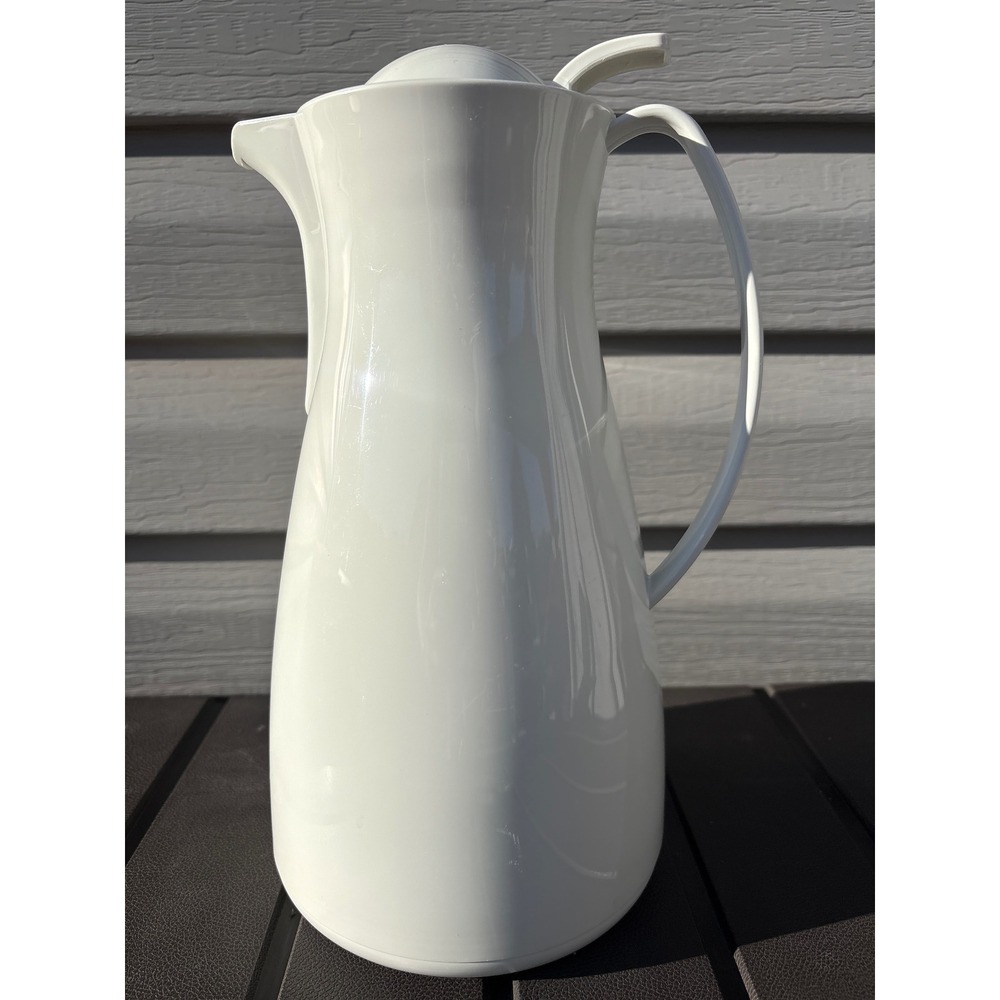 Pampered Chef Leifheit White Thermal Carafe Insulated Coffee Pitcher Germany